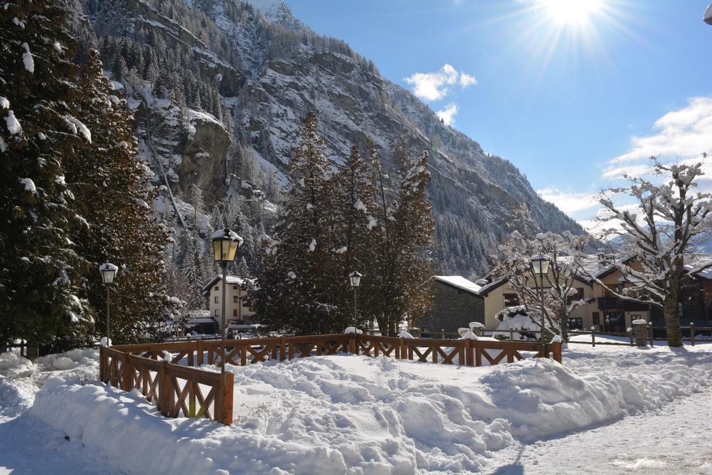 Hotel Villa Tedaldi Gressoney-Saint-Jean Exterior foto