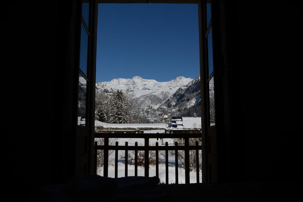 Hotel Villa Tedaldi Gressoney-Saint-Jean Exterior foto